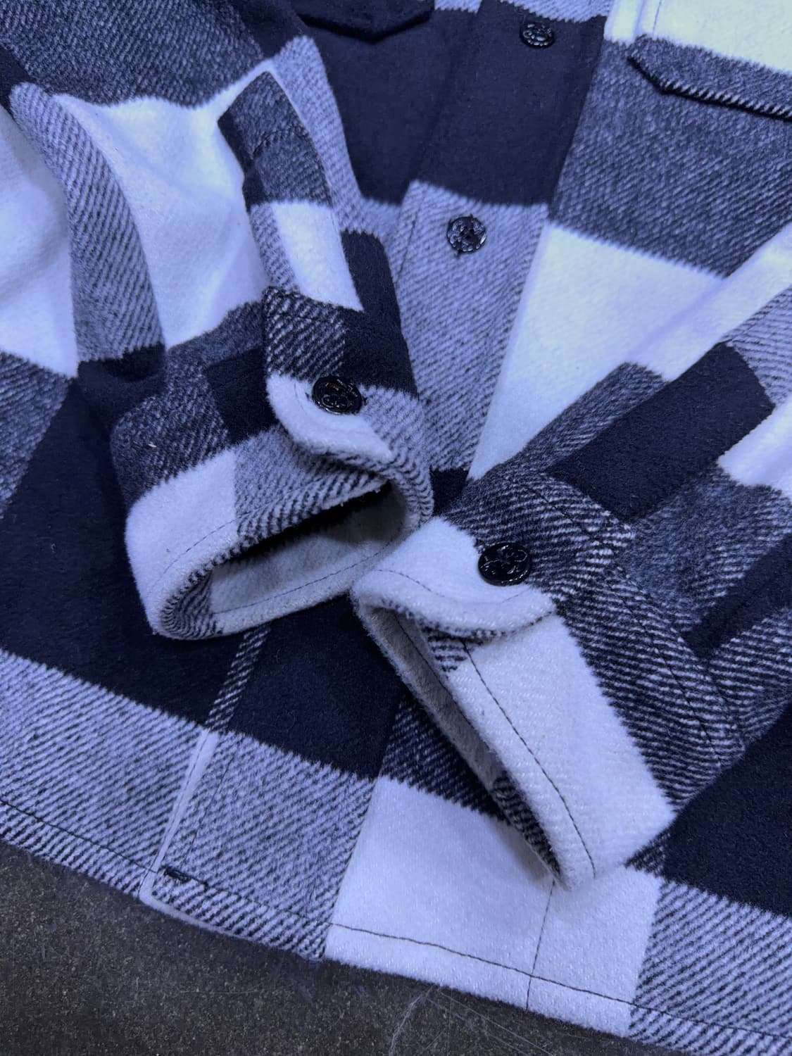 유니폼브릿지 블랙/화이트 울 체크 셔츠 자켓 M 상품이미지7