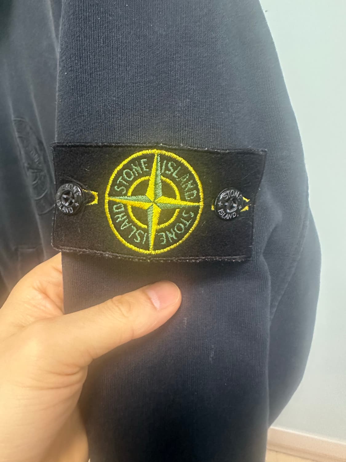 스톤아일랜드X슈프림 콜라보 s사이즈 후드티 블랙 상품이미지7