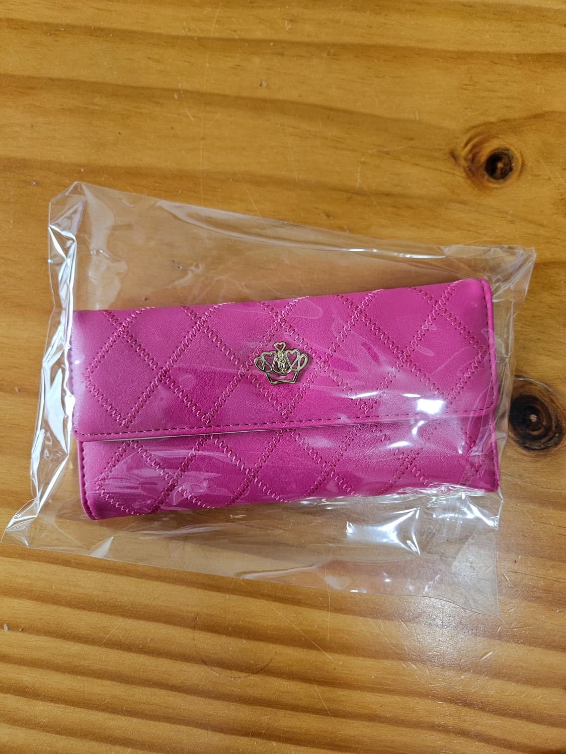 핑크 퀼팅 크라운 여성 장지갑 상품이미지1