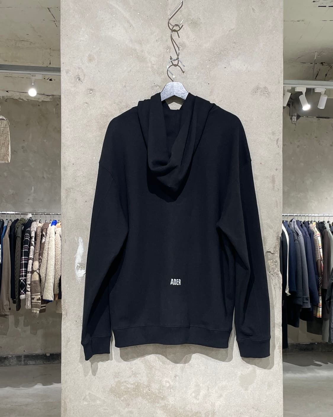 아더에러 20F/W 블랙 블러썸 후디 상품이미지6