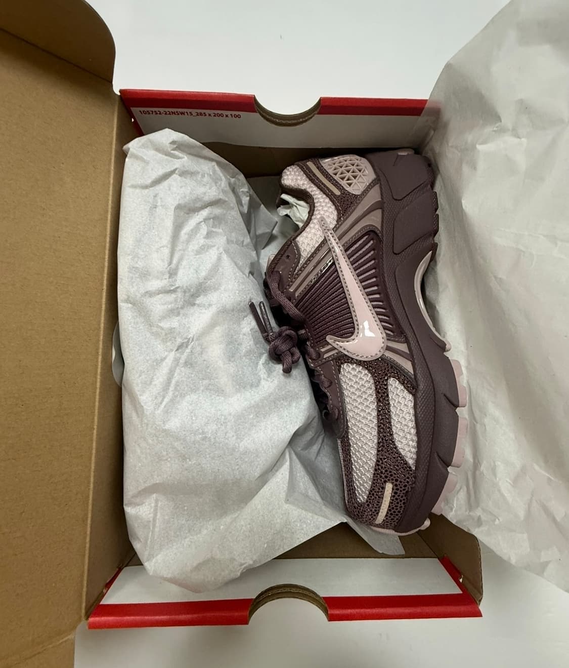 나이키 줌보메로5 우먼 상품이미지1