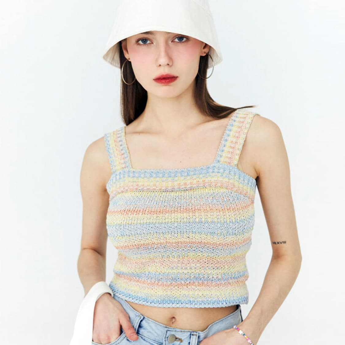 마조팩토리(MAJOFACTORY) 크로쉐 니트 슬리브리스탑 55 상품이미지2