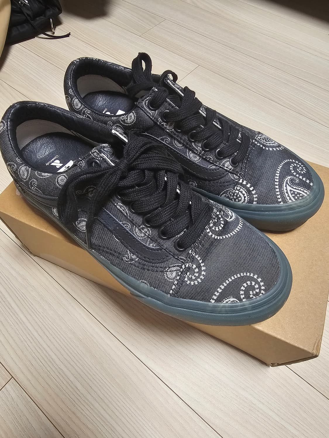 [235] 반스 × 케이스스터디 올드스쿨 LX 상품이미지3