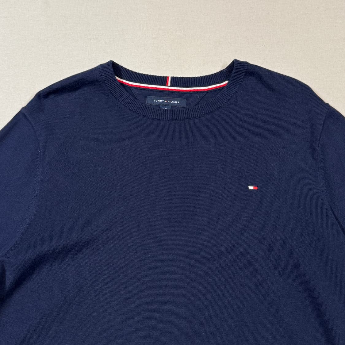 L) 타미힐피거 네이비 라운드넥 니트 상품이미지3