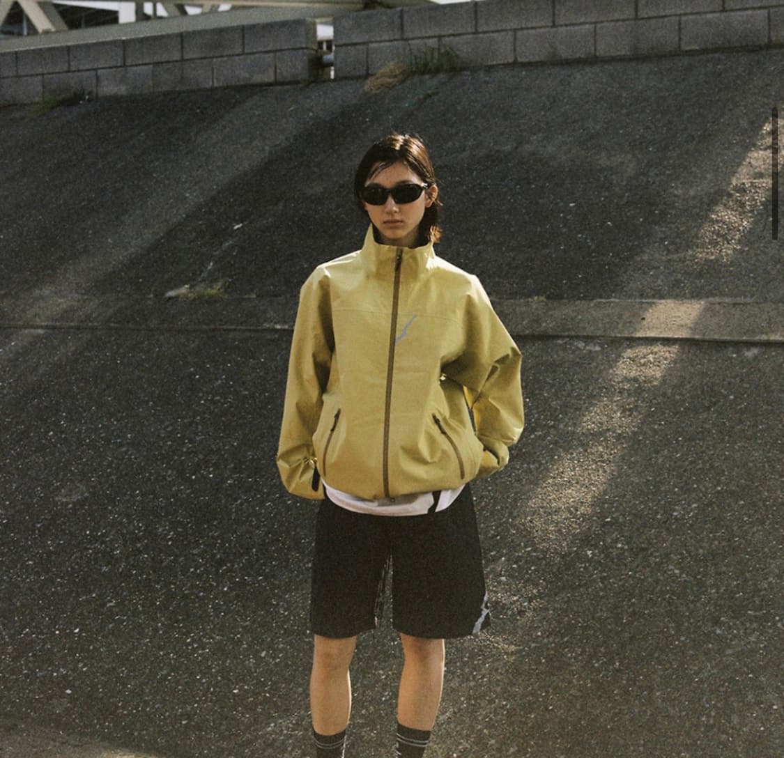 코오롱 스포츠 콜라보 콤팩트 레코드바 고어텍스 바람막이 상품이미지2