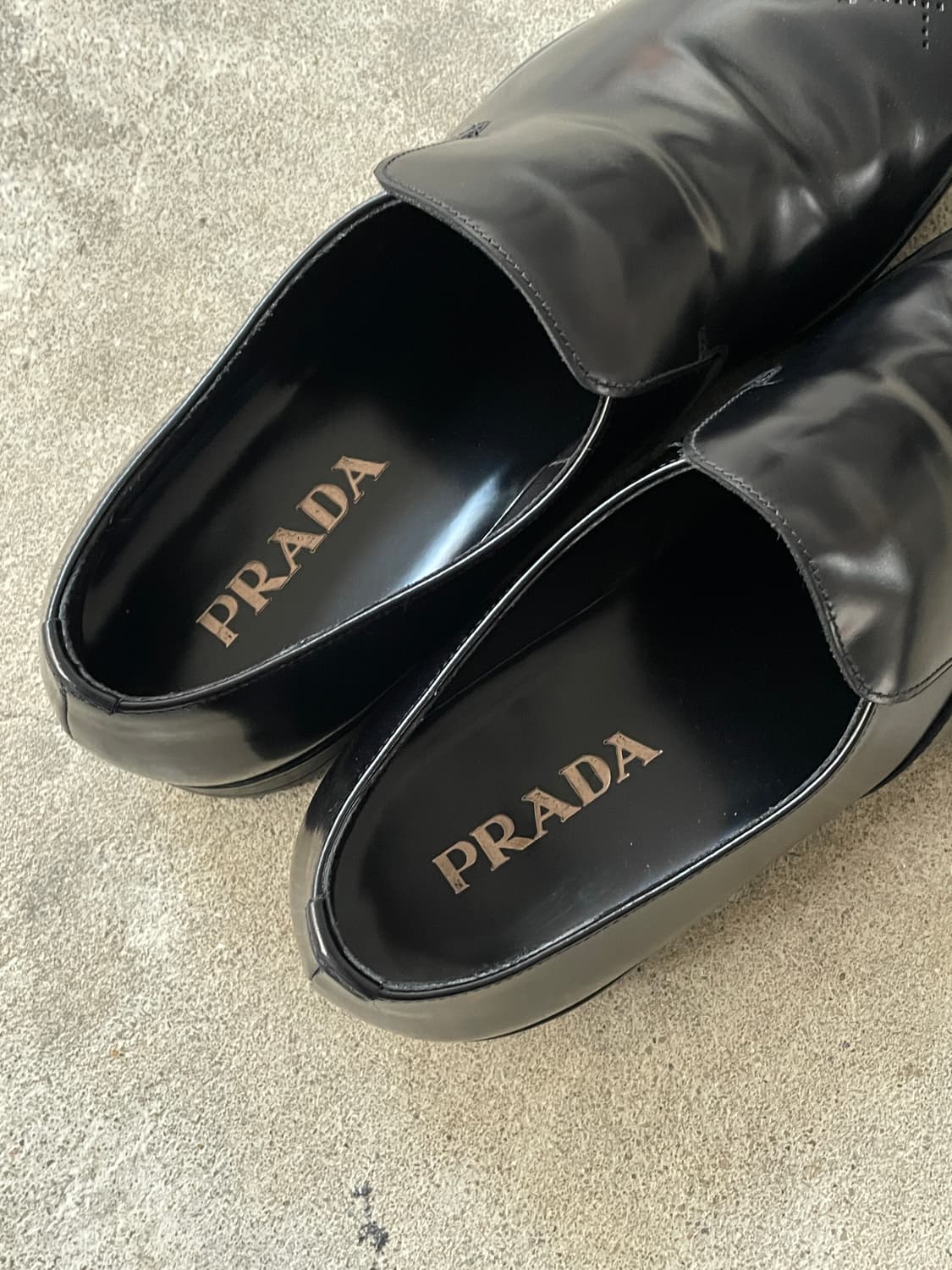 Hold🔒)00s Prada Spazzolato Loafers 상품이미지7