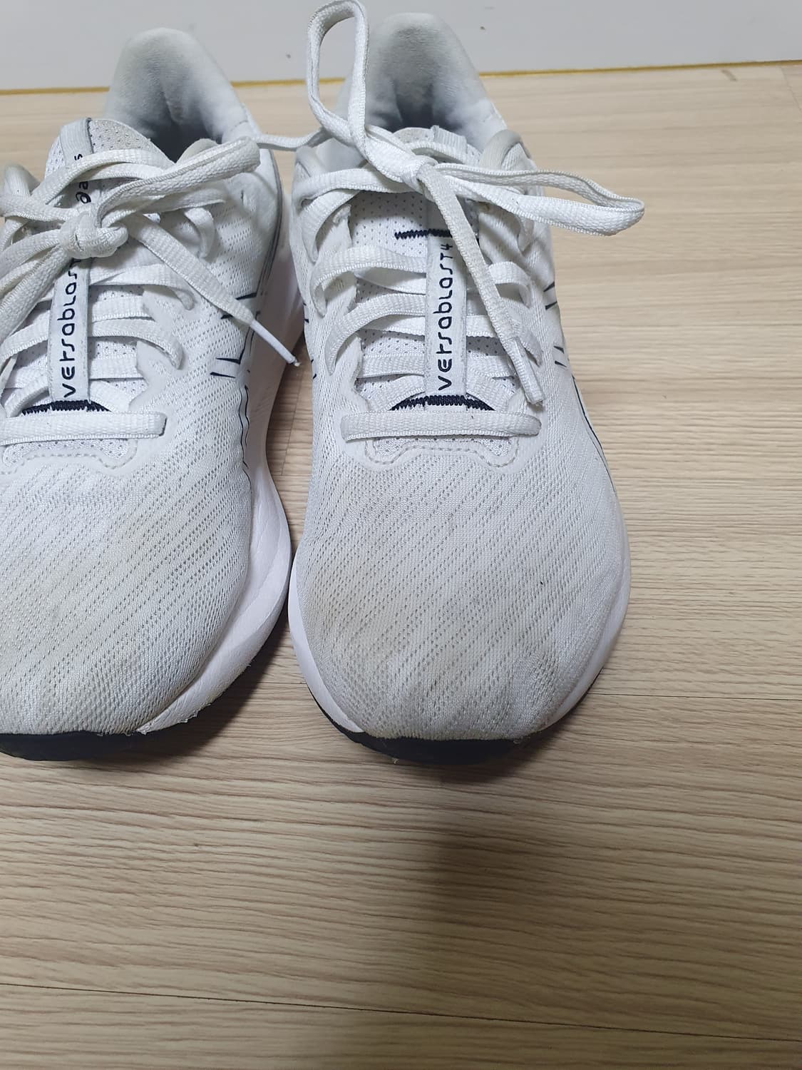 아식스 베르사블라스트4 러닝화 280 상품이미지4