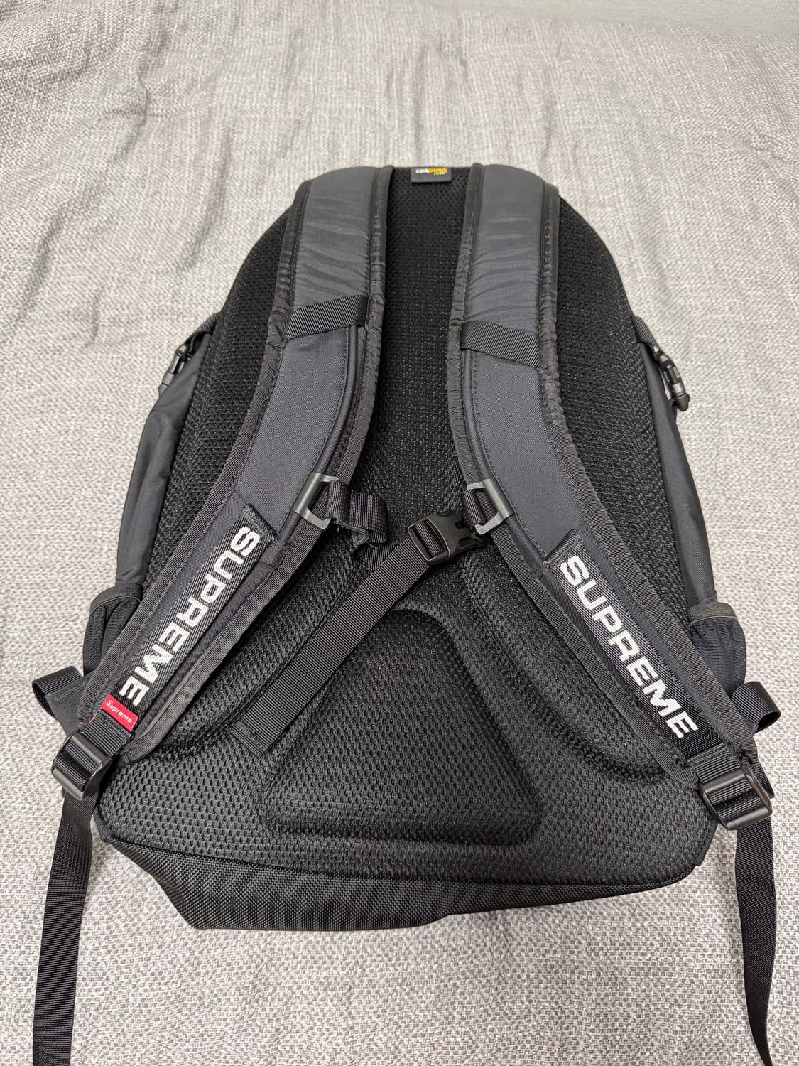 슈프림 백팩 블랙 22FW 상품이미지8