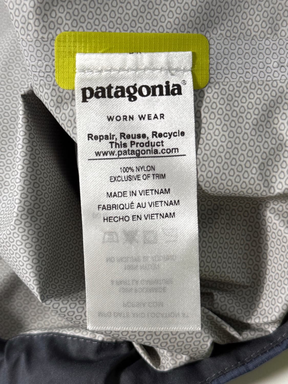 파타고니아 루즈핏 나일론 토렌쉘 배색 아노락 후드 자켓 상품이미지7