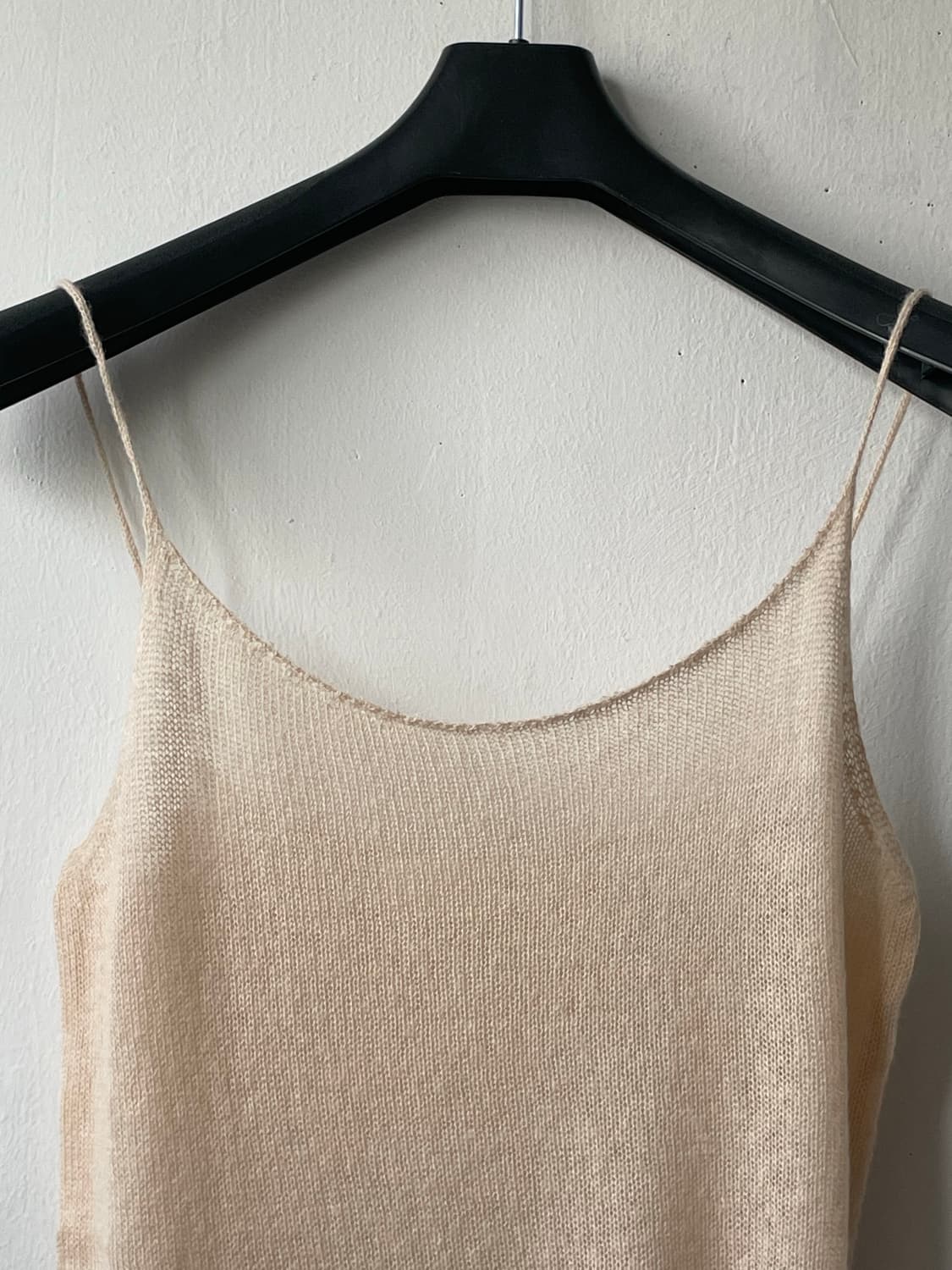 스너그눅 mellow sleeveless 베이지 새상품 상품이미지9