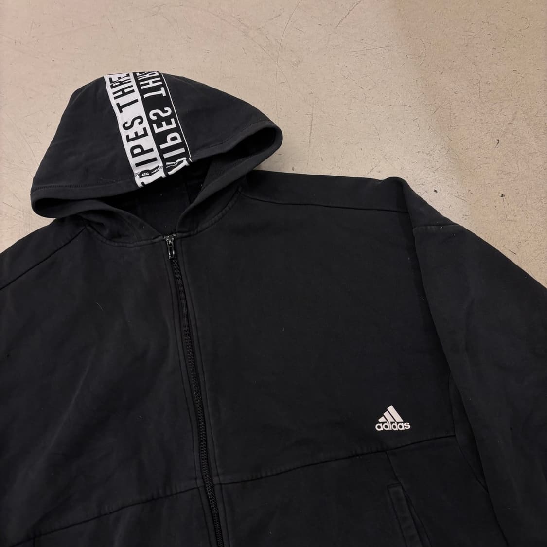 아디다스 백삼선 블랙 후드집업 상품이미지3