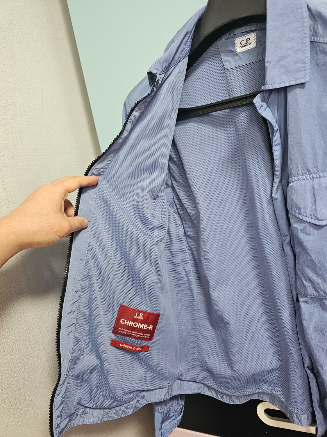 완전 새상품급 씨피 CP컴퍼니 크롬R 나일론 셔츠 자켓 파란색 팔아요~~ 상품이미지4