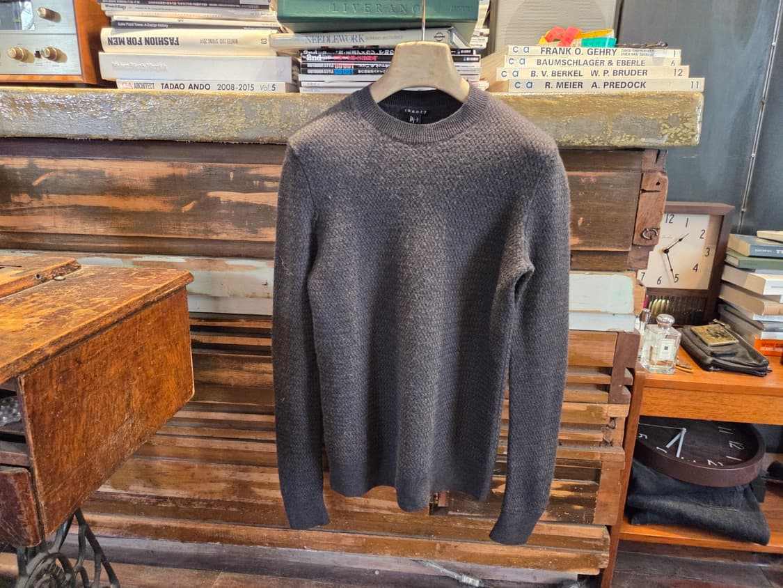 띠어리 니트 상품이미지2