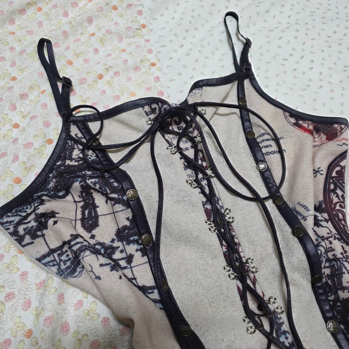 오즈온 레이스업 코르셋 오리엔탈 스트링 슬리브리스 상품이미지2