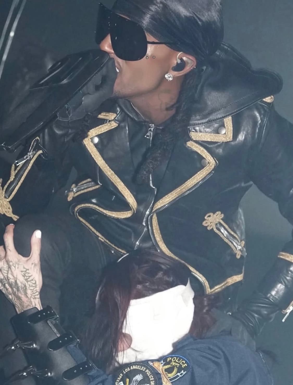 생로랑 레더자켓 카티 착용 상품이미지2