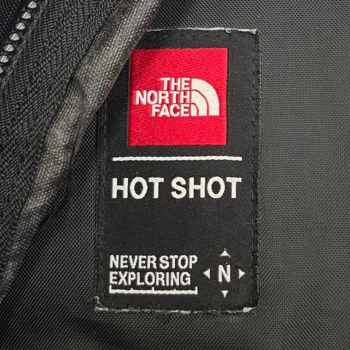 노스페이스 핫샷 블랙 백팩 상품이미지3