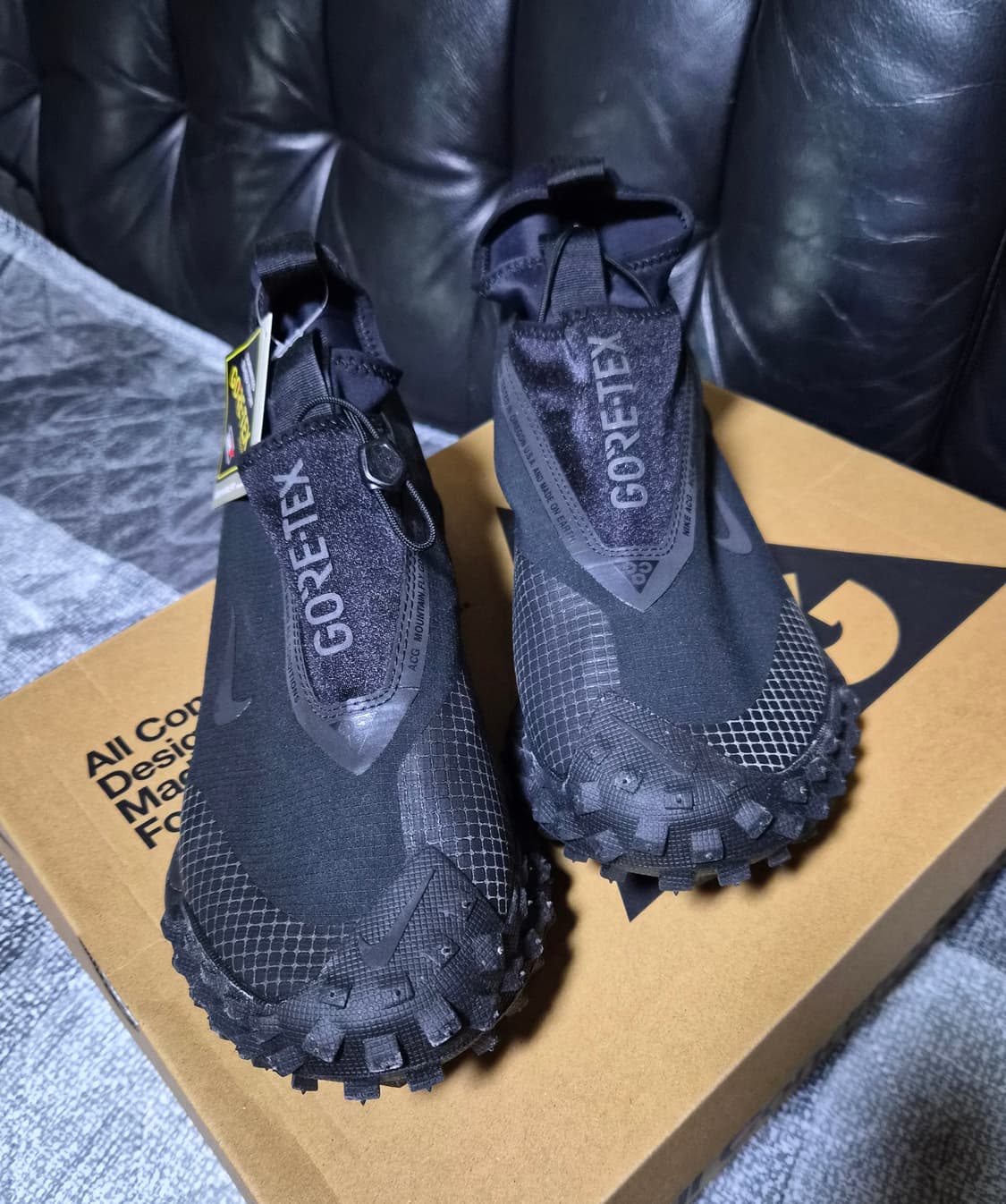 나이키 ACG 마운틴 플라이 고어텍스 블랙 초판 270, 275 새제품 상품이미지4