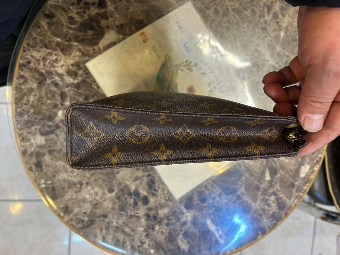 정품 루이비통 빈티지 클러치 팝니다 상품이미지2