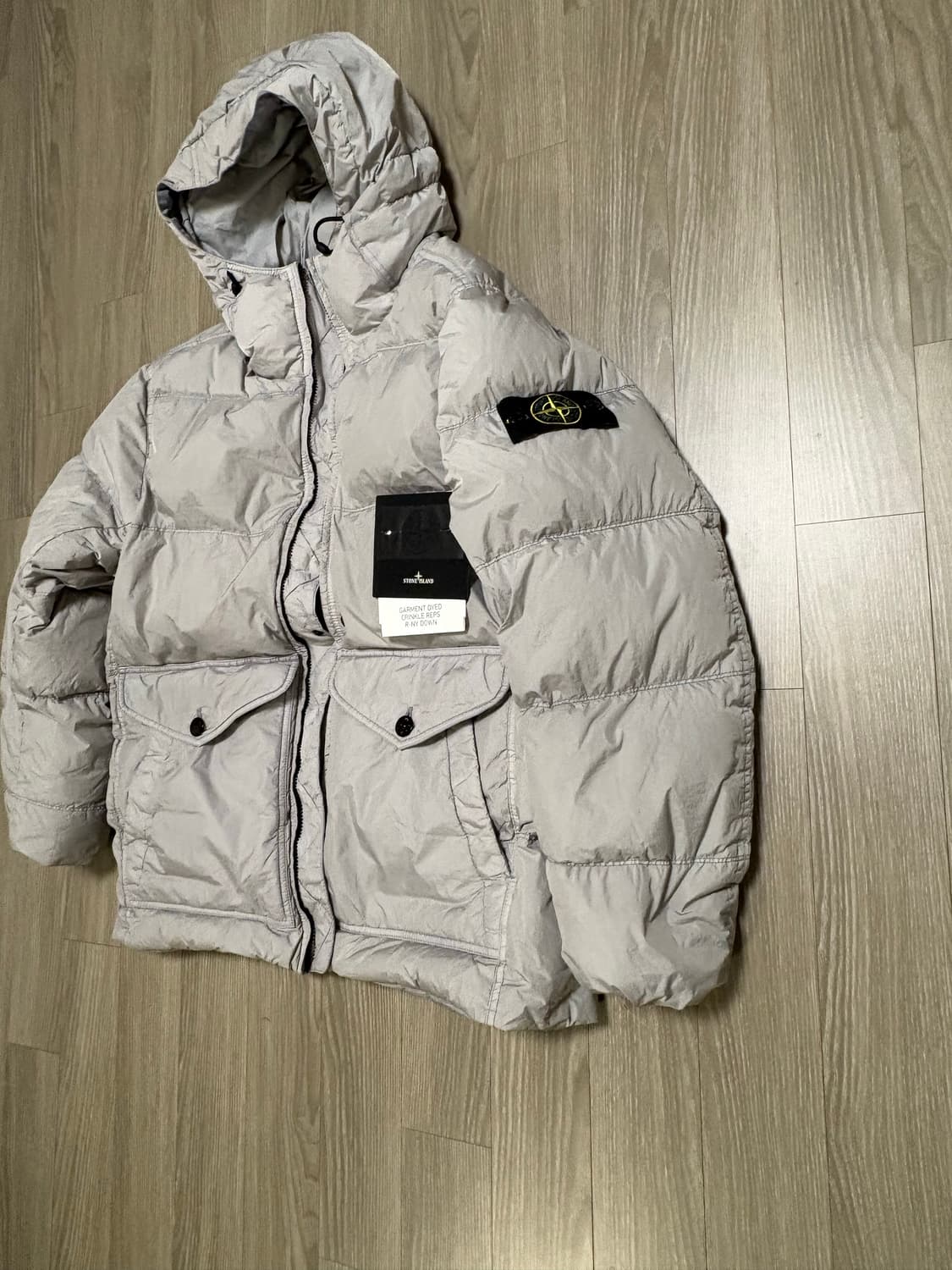 스톤아일랜드 크링클랩스 후드패딩 24FW (M) 상품이미지2