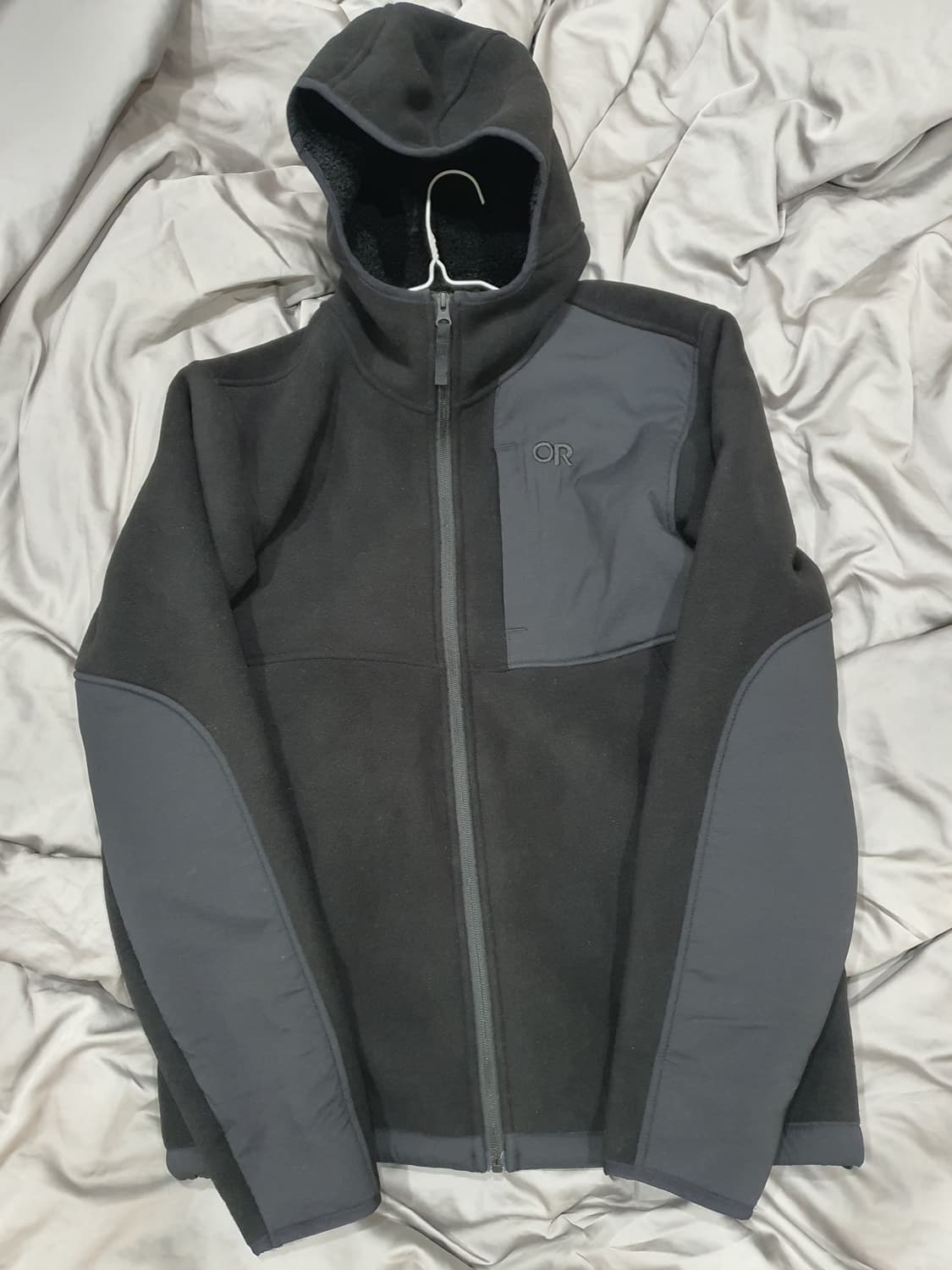 아웃도어 리서치 헤비후리스  상품이미지2