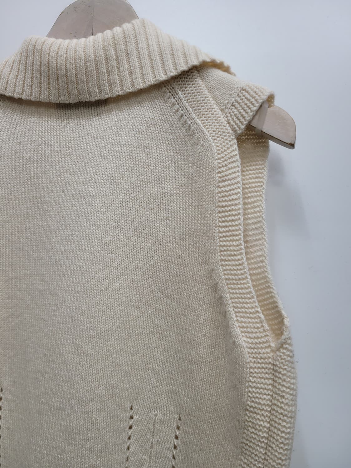 (새상품급) COS 코스 모100% 니트 베스트 / 여 XS 아이보리 상품이미지4