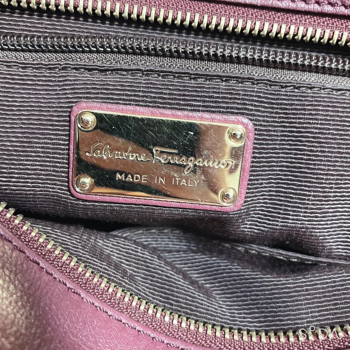 페라가모 간치니 레더 토트백 퍼플(자주) 상품이미지7