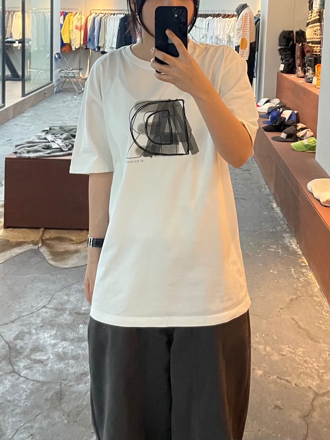 아더에러 레이어 로고 화이트 반팔 H542 상품이미지1