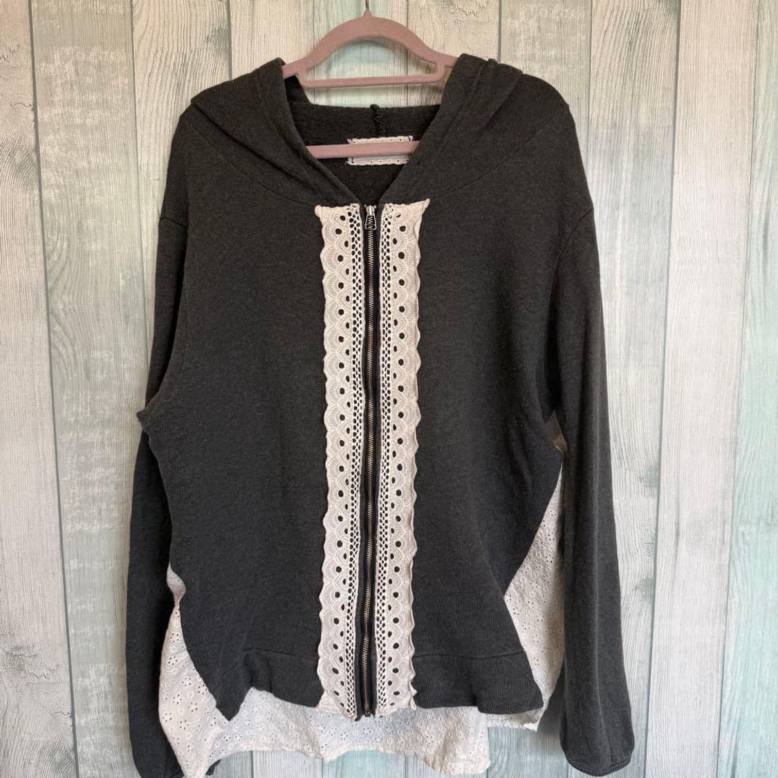 차콜 코튼 레이스 후드집업 상품이미지1