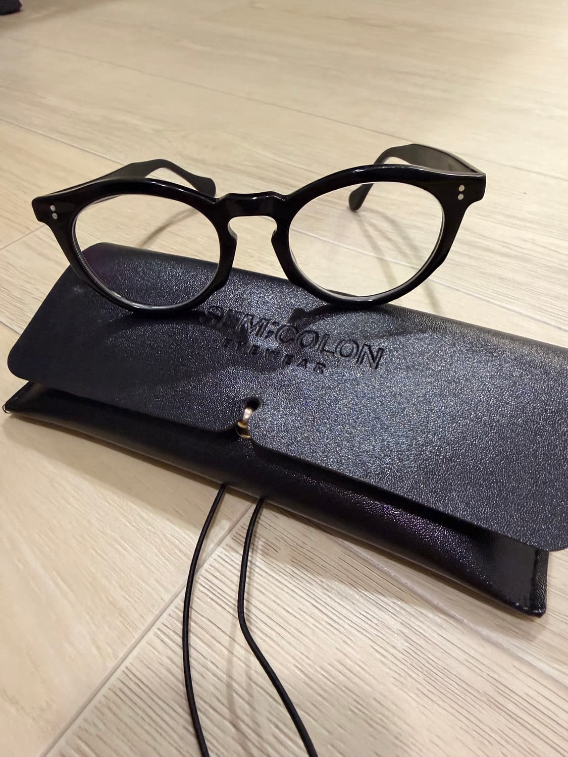 세미콜론 아이웨어 블랙 안경테 상품이미지4