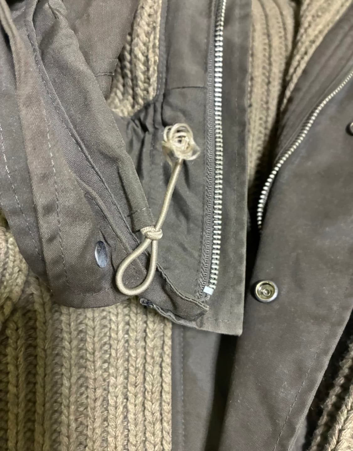 cp컴퍼니 니트후드집업 올리브 카키 상품이미지4