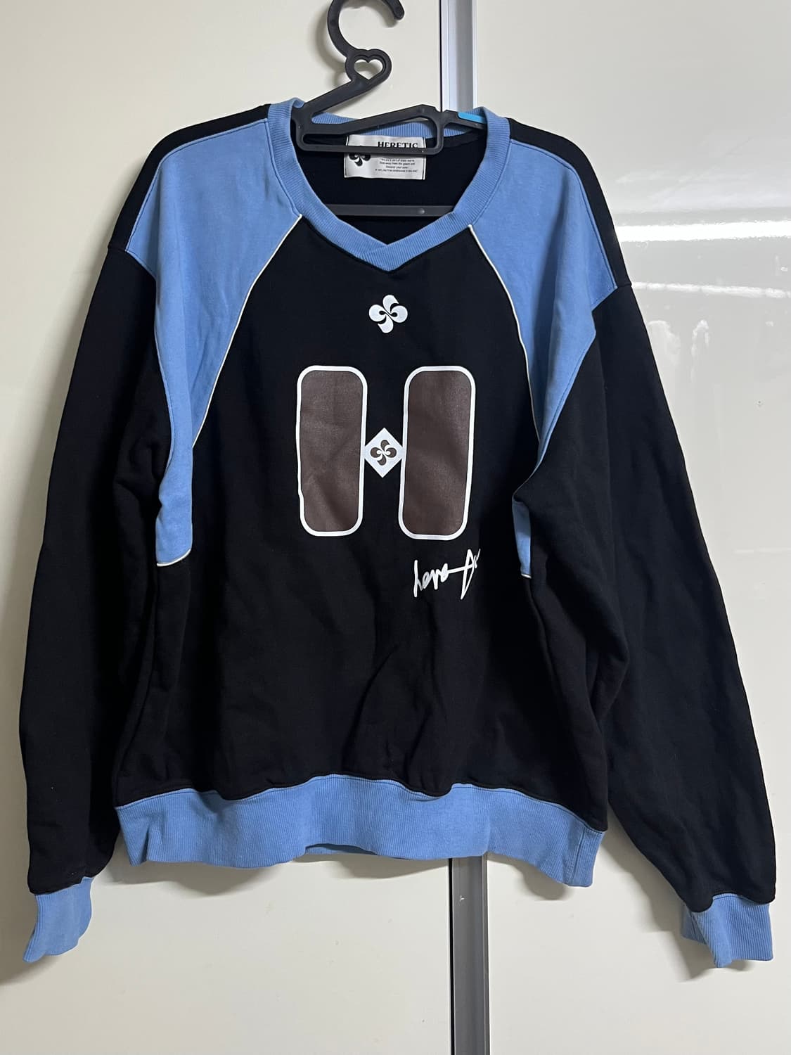 헤레틱 맨투맨 블랙 상품이미지3