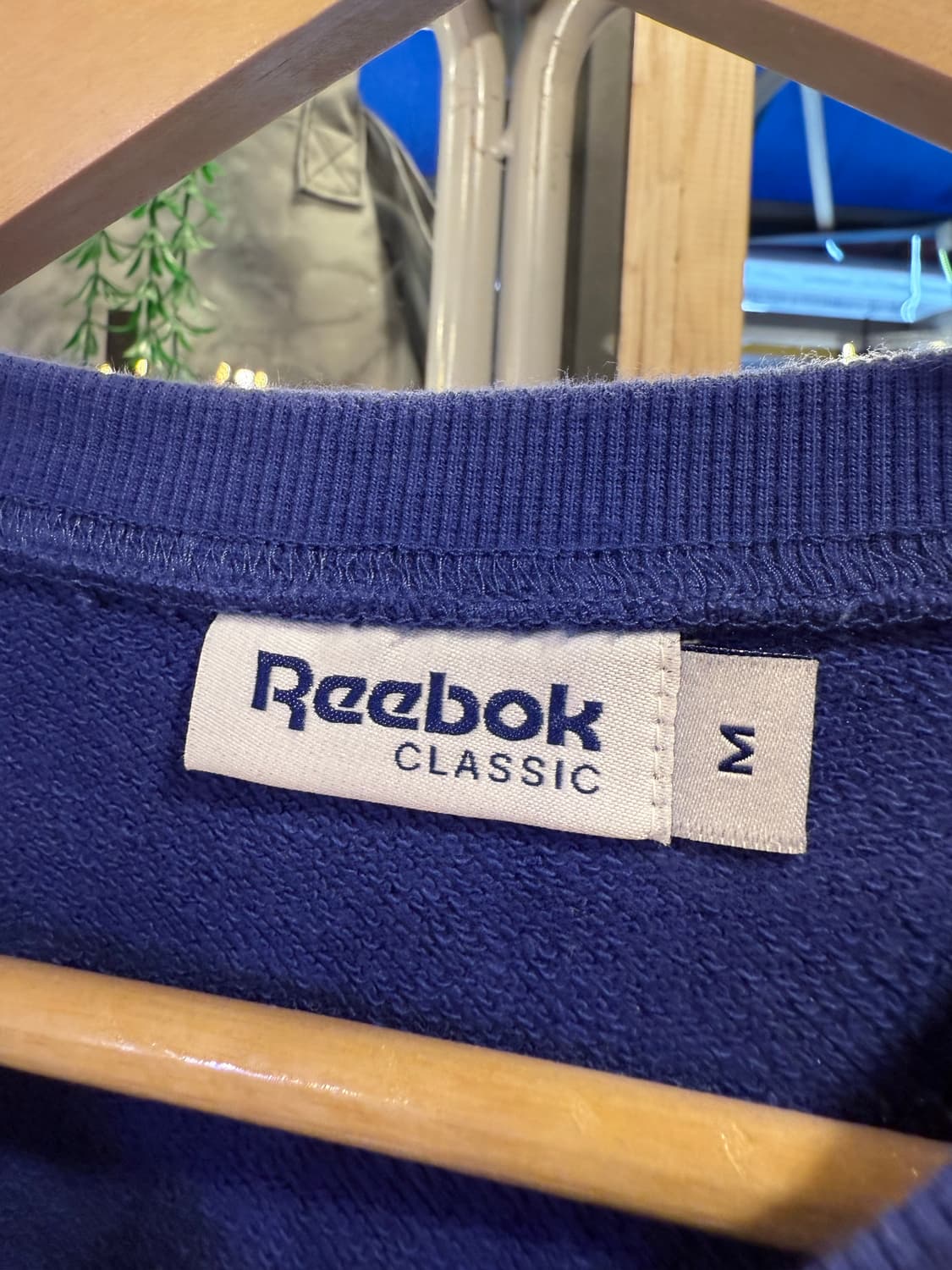 리복 클래식 블루 크롭 맨투맨 상품이미지2