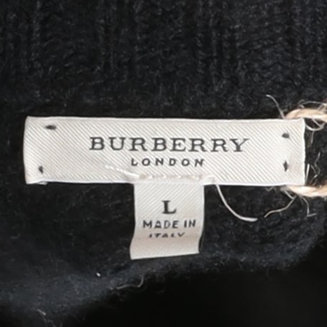 버버리 Burberry Check Knit Zip Up

 상품이미지7