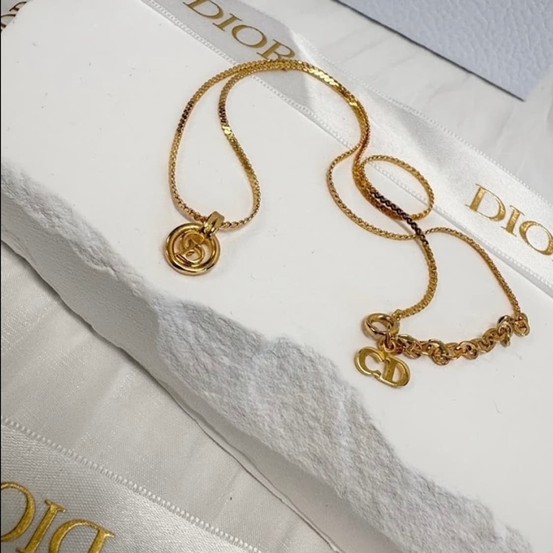 👑[영롱보스] 디올 빈티지 CD 서클 로고 목걸이. 상품이미지2