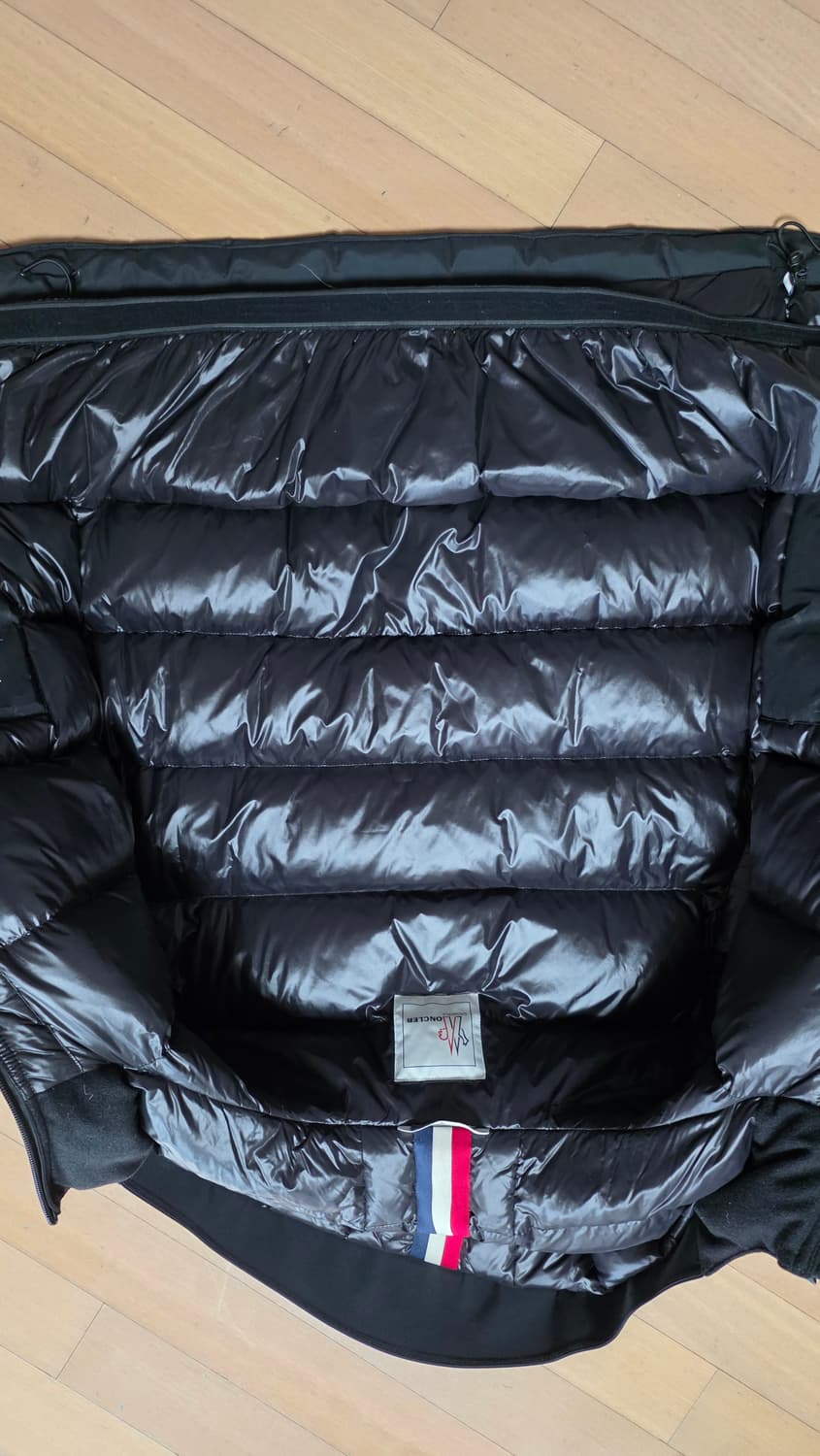 몽클레어 그래노블 패딩 2사이즈 100 상품이미지7
