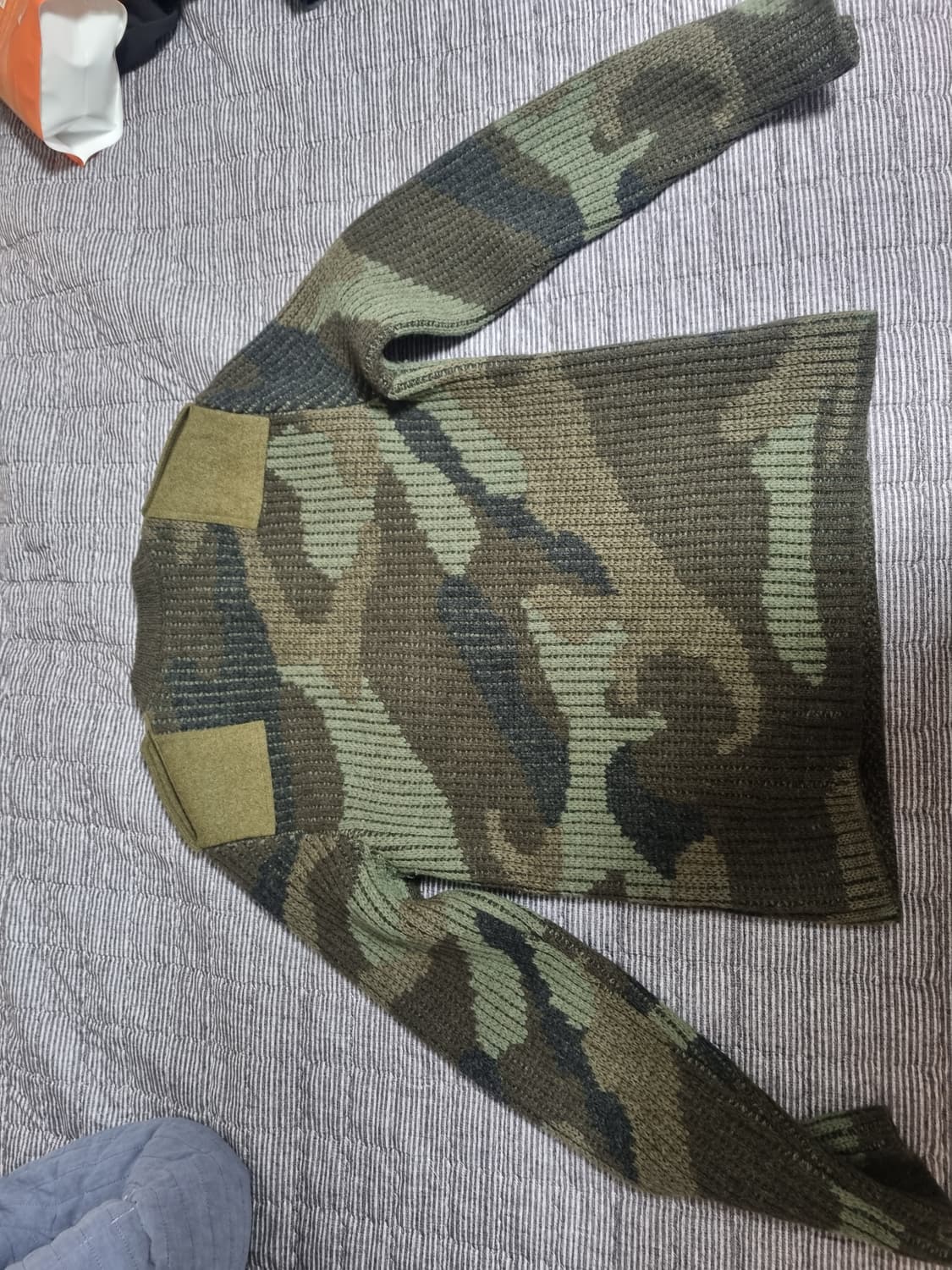 발렌티노 카모 코만도 니트 상품이미지3