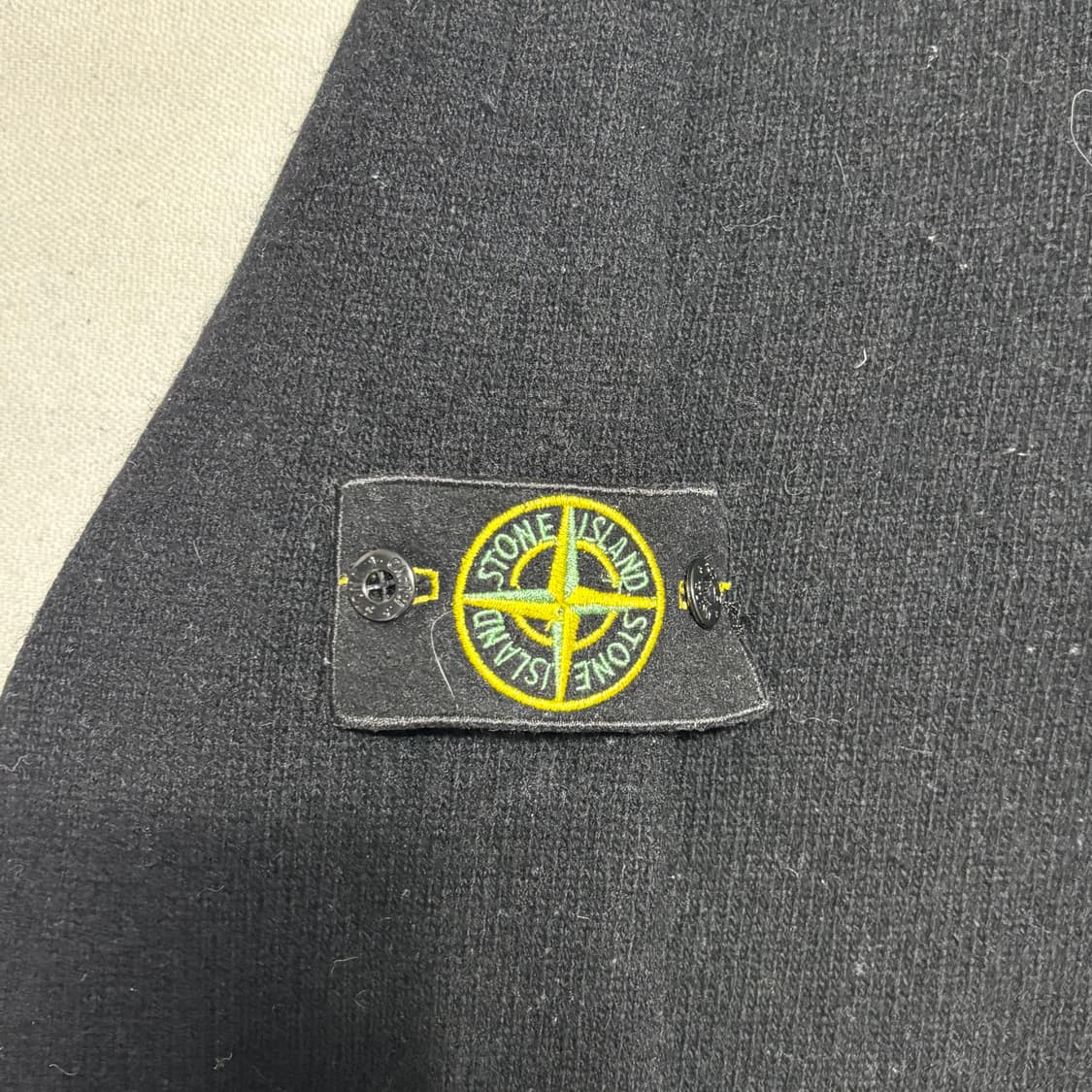 M 스톤아일랜드 블랙 하이넥 울 니트 상품이미지6