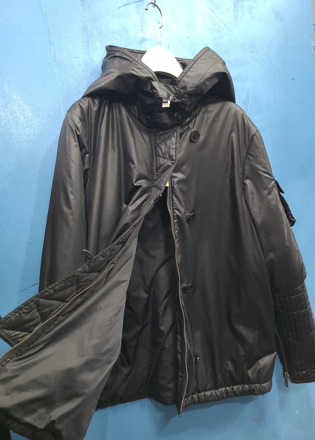 희귀 이태리명품 잔프랑코페레 후드패딩 상품이미지5