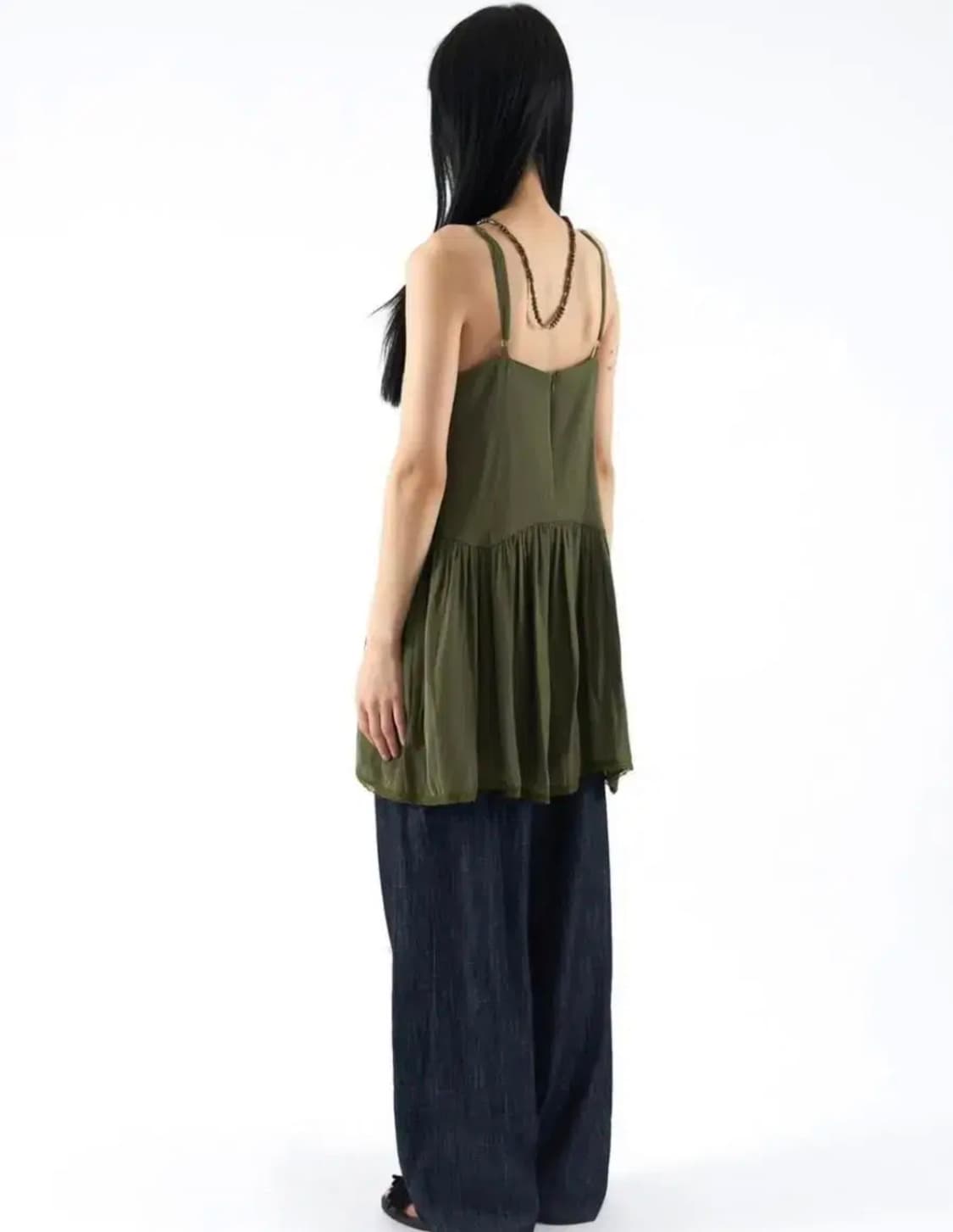 귀리 글로시 레이스 원피스 상품이미지4