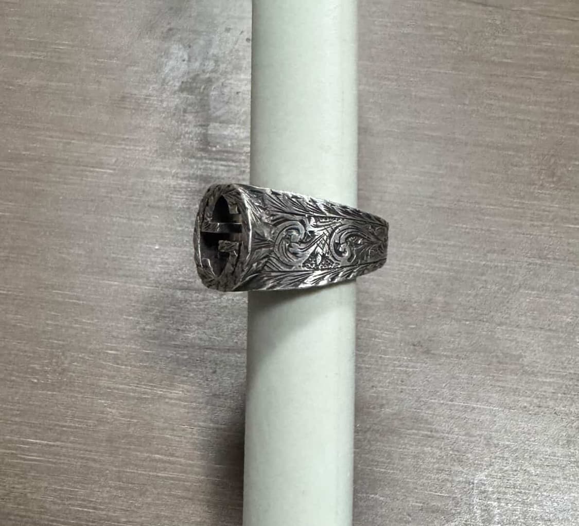 구찌 반지( BTS 뷔 반지. 인터로킹) 판매합니다 상품이미지3