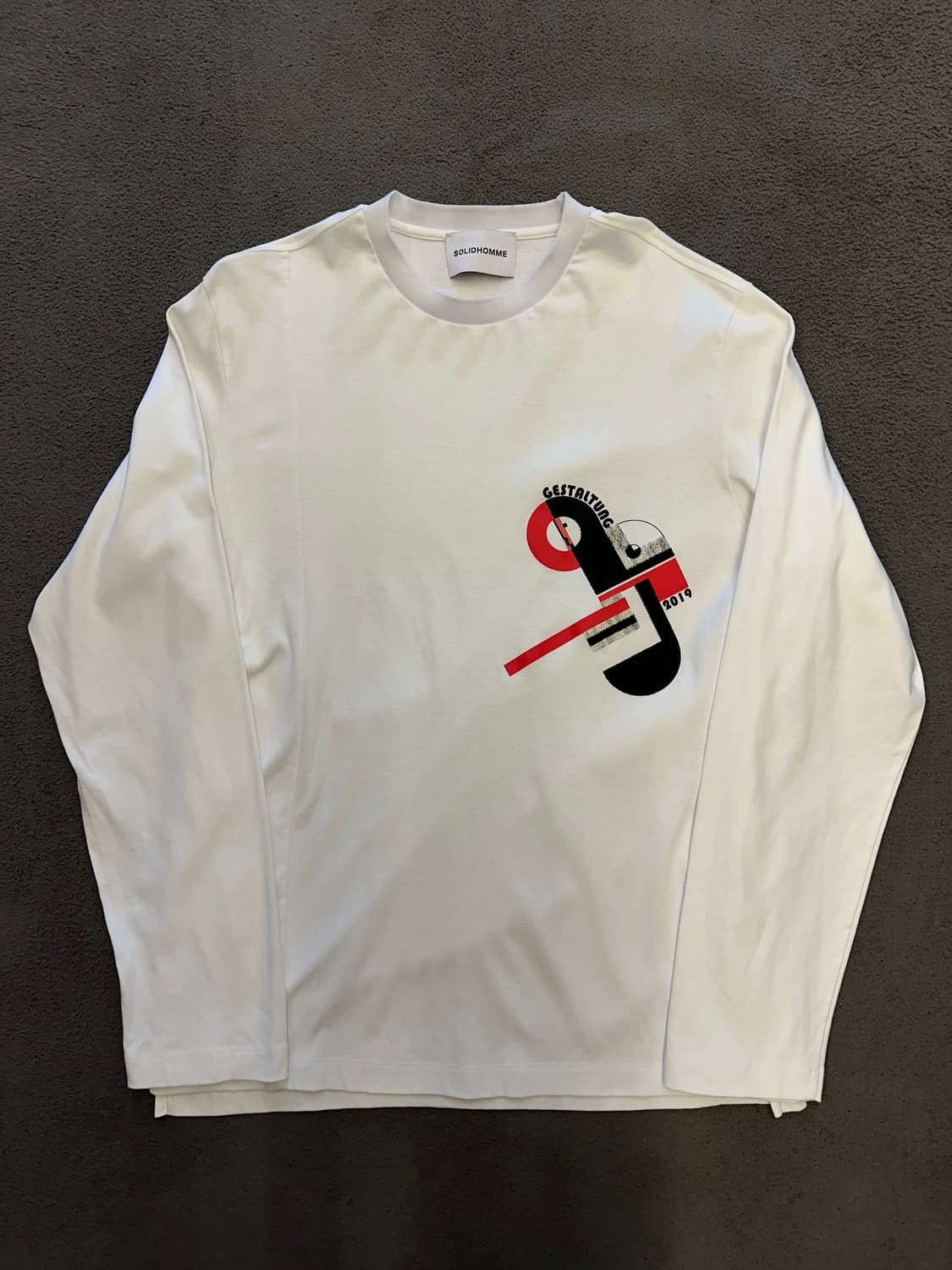 솔리드 옴므 19년 컬렉션 슬리브 처분  상품이미지1