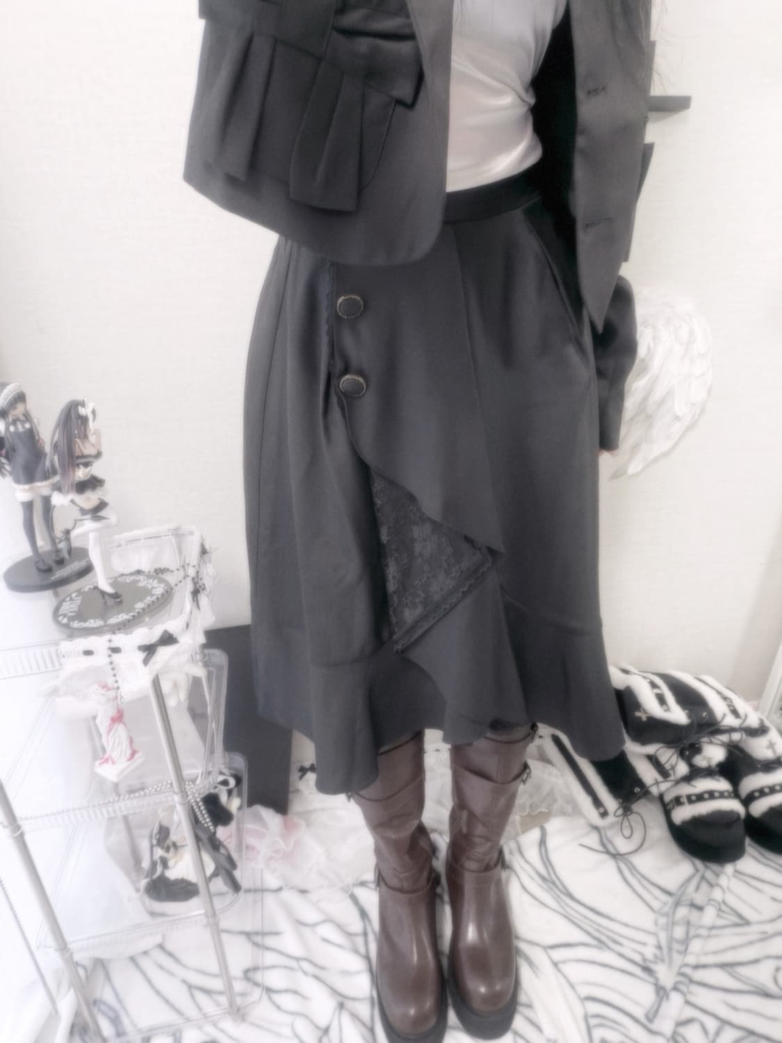 엑시즈팜 레이스 미디스커트 상품이미지3