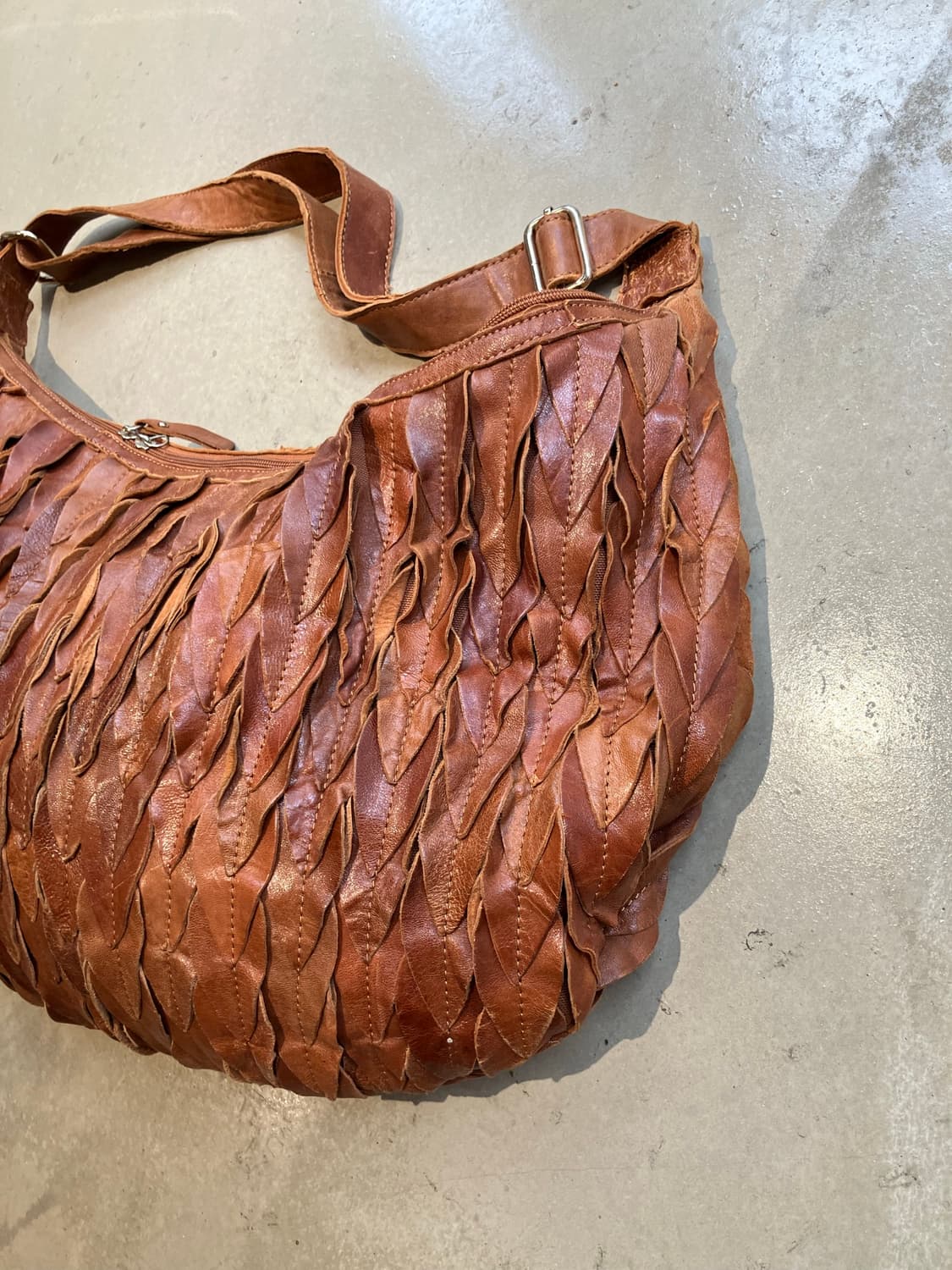 Furla 레더 위빙 숄더백 상품이미지2