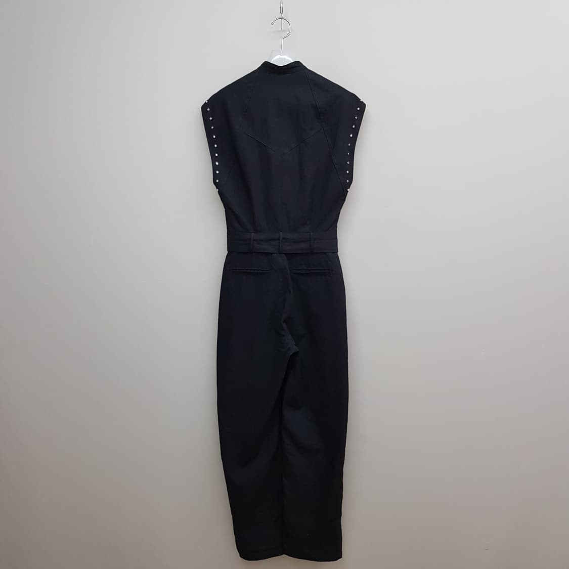 이로 2023 스터드 디테일 벨티드 점프수트 34사이즈(택달린 새제품) 상품이미지6