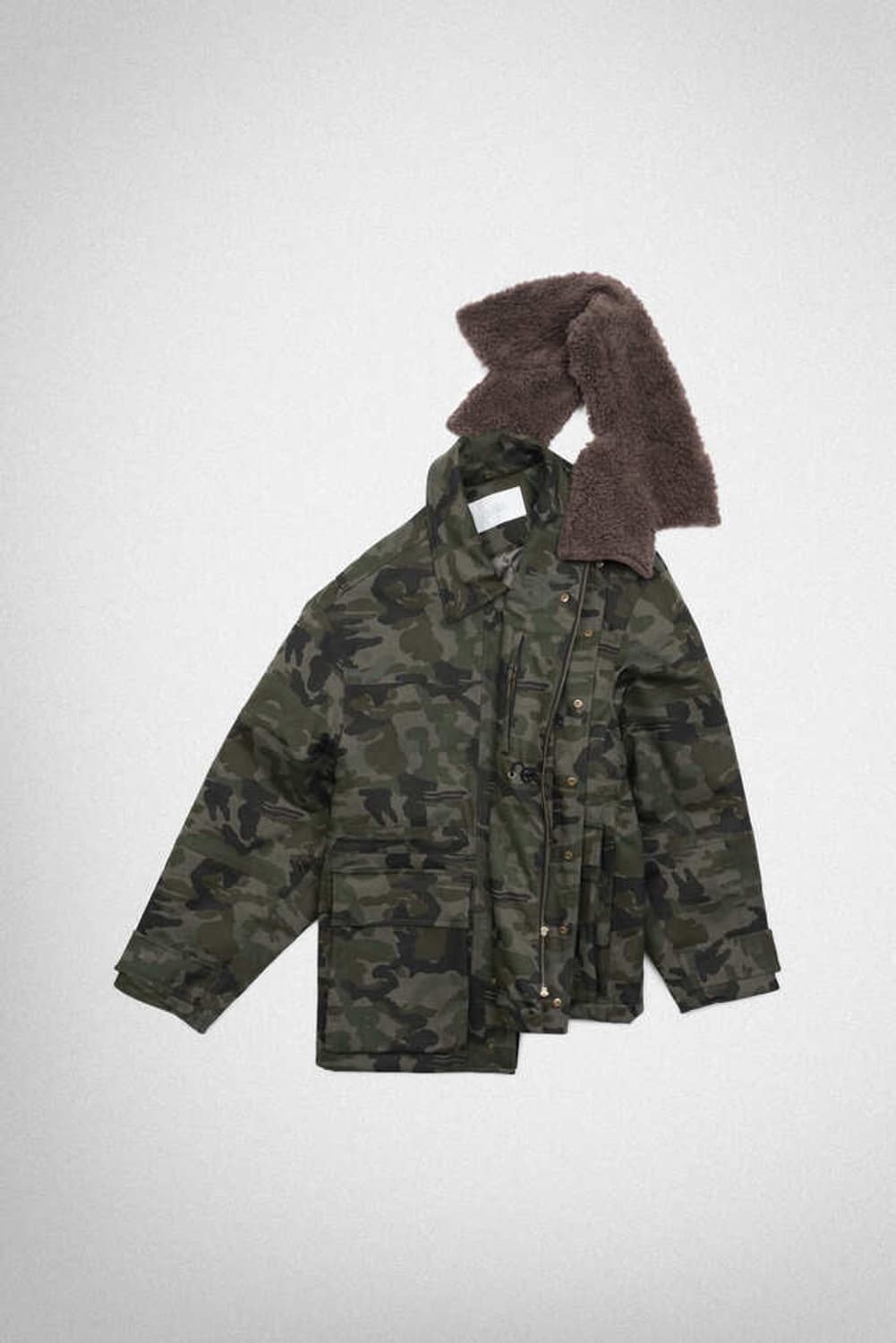 [새상품] yiyae 이예 시어링 워크 코트 - 카모 상품이미지1