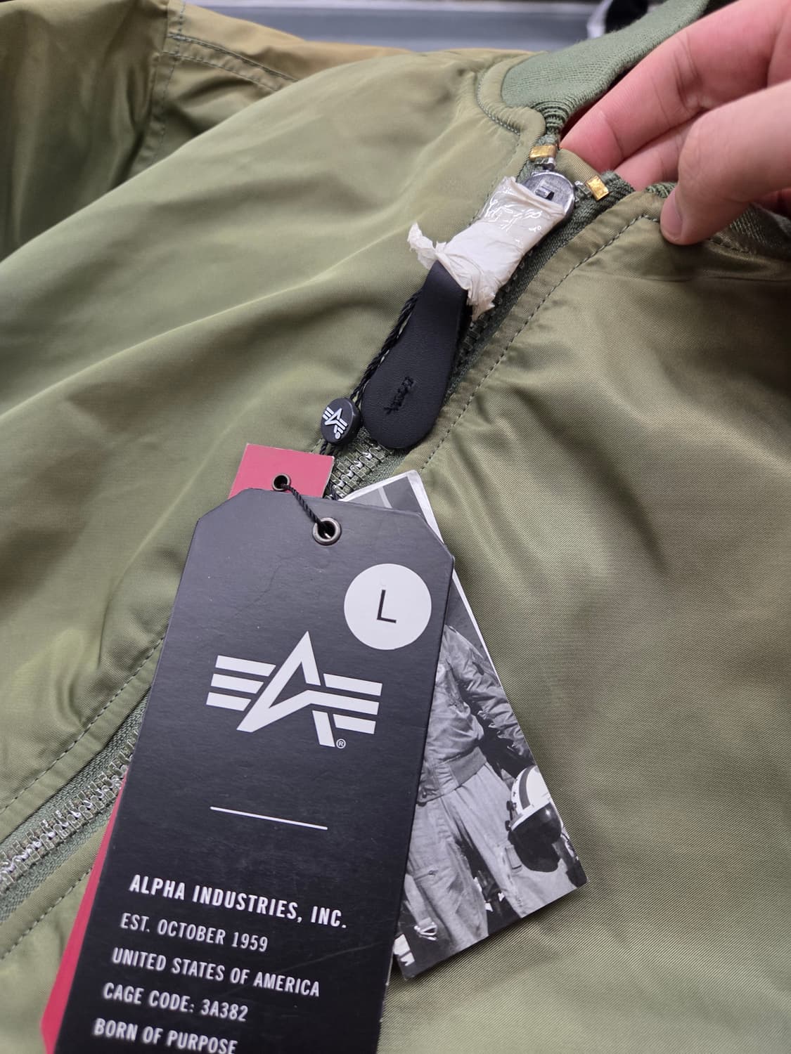 알파인더스트리 ma-1 세이지 그린 새제품 B급 상품이미지3