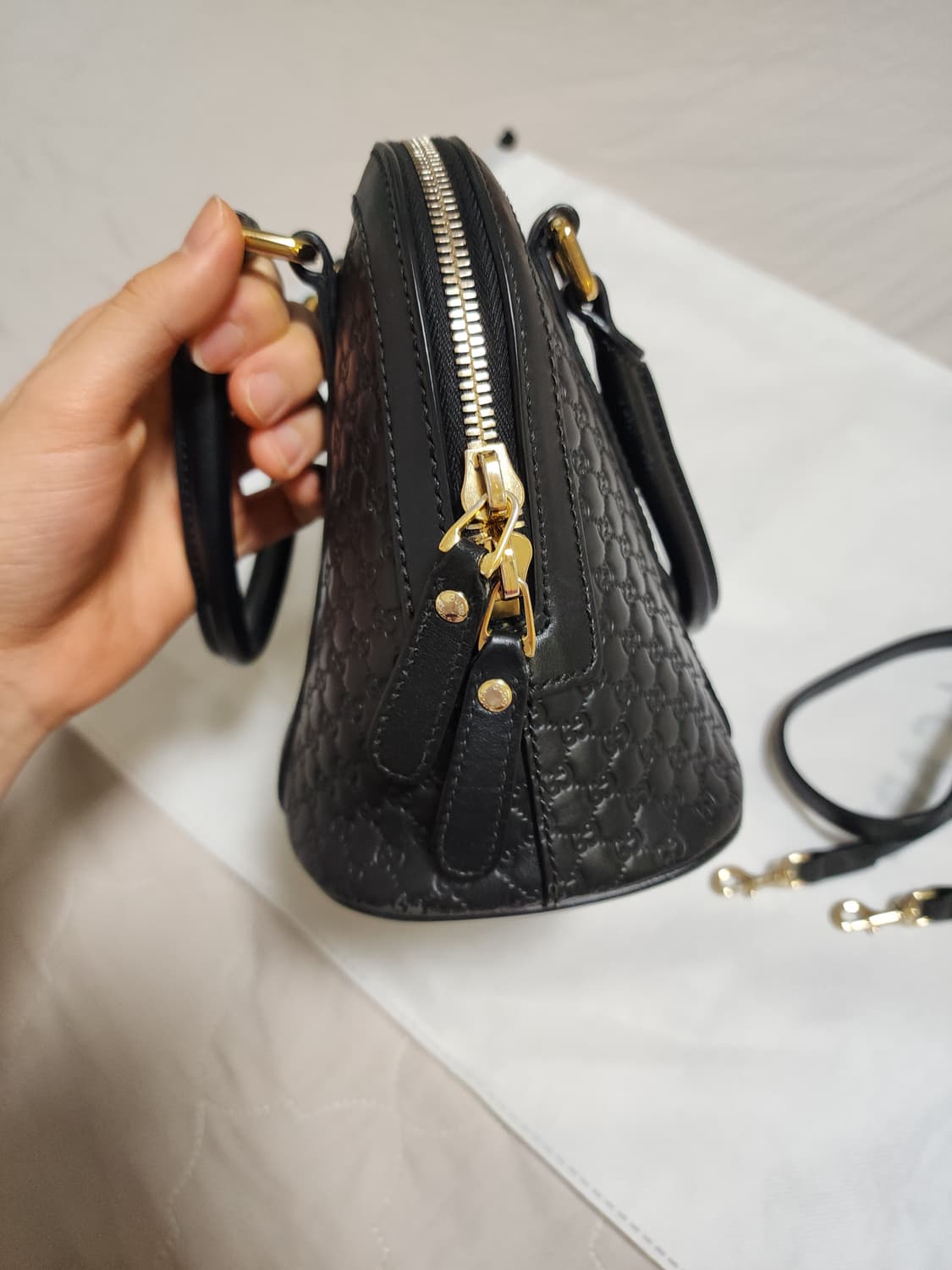 구찌 마이크로 시마 돔 토트백 미니 상품이미지6