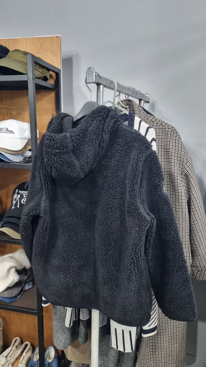 디스커버리 여성용 95사이즈 검정색 뽀그리 후리스 카고 후드자켓 상품이미지3