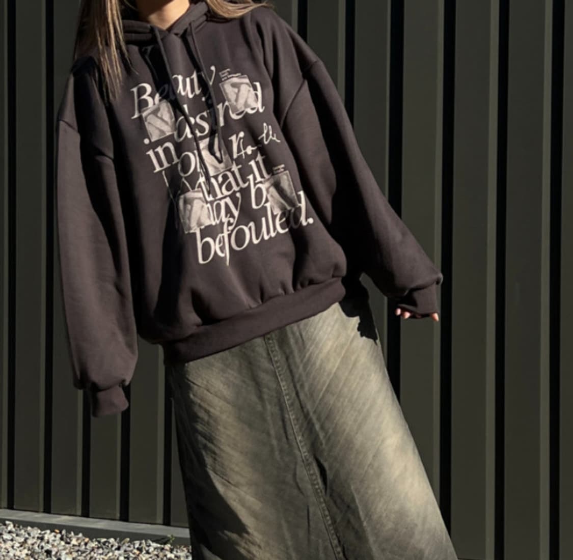 레터링 오버핏 차콜 후드티 44~55 상품이미지3