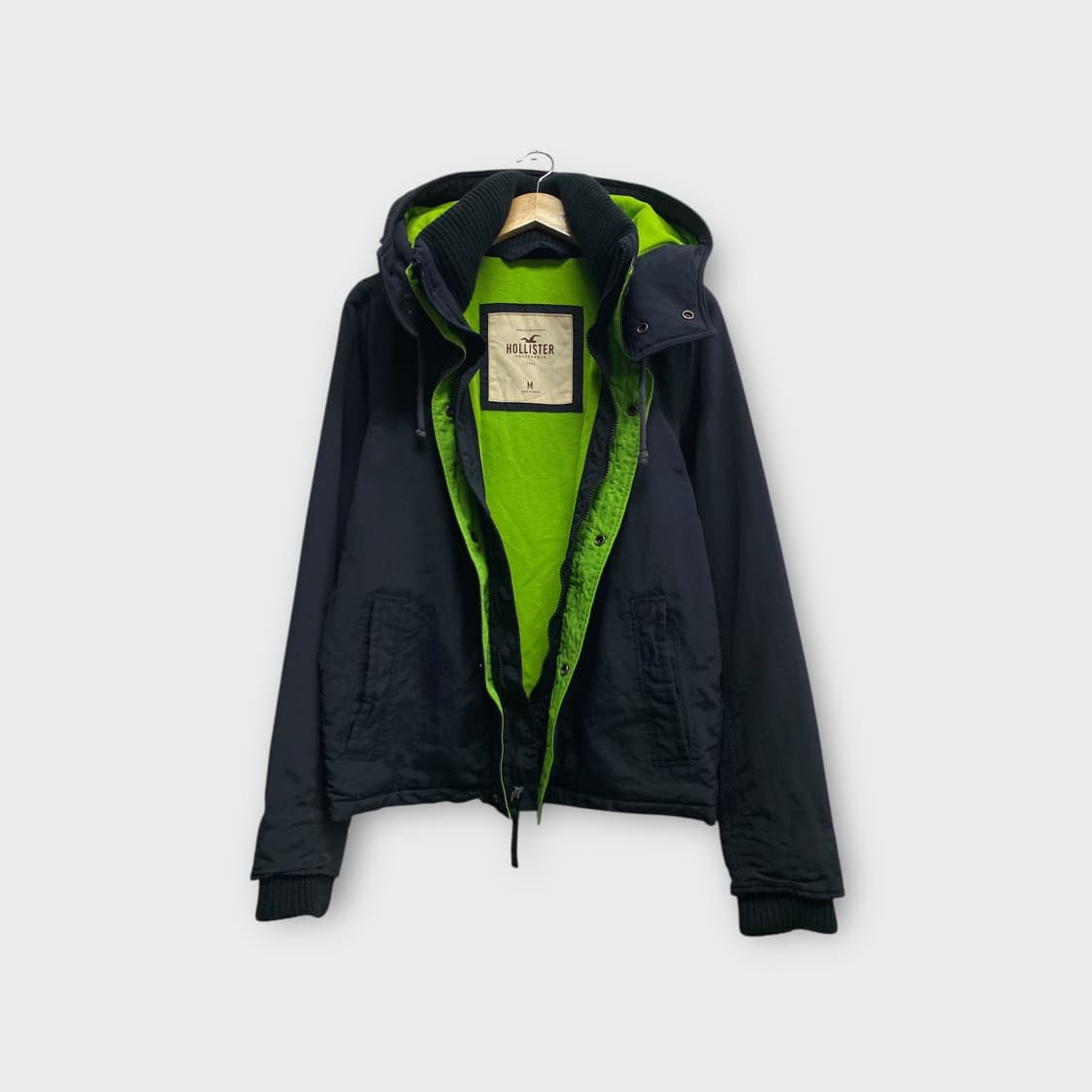 홀리스터 네이비&연두 바람막이 M 상품이미지3